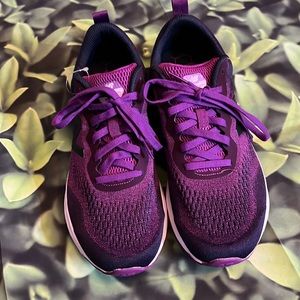 Womens New Balance